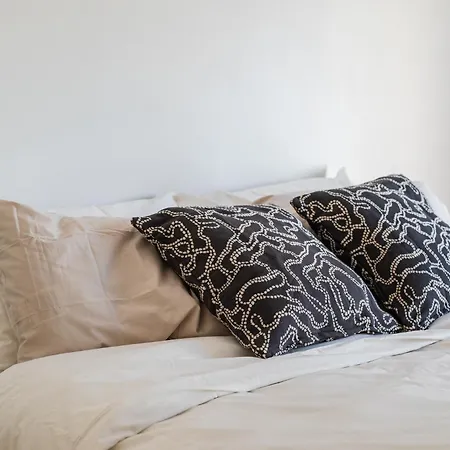 Гостевой дом Casa Torino 101, A - Forum Assago A 7 Minuti, Ospedale Humanitas A 5 Minuti - Smartstay *