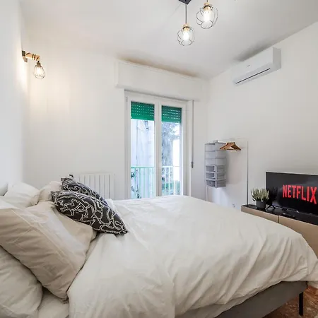 Casa Torino 101, A - Forum Assago A 7 Minuti, Ospedale Humanitas A 5 Minuti - Smartstay